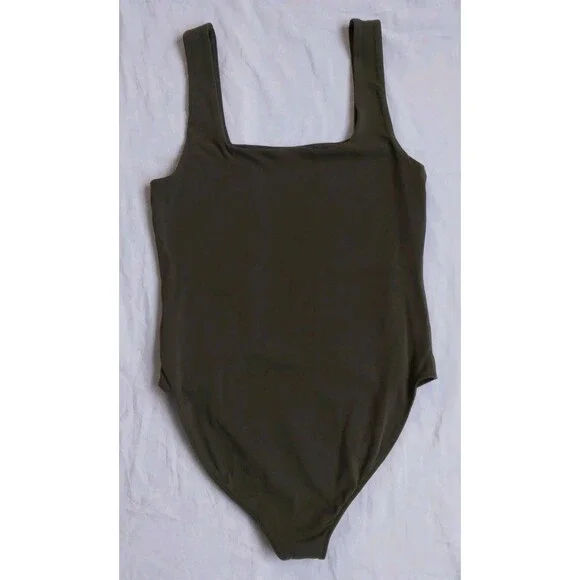 3 Old Navy Square Neck Tank Top Bodysuit Pink Orange Green Women’s Size M - Picture 13 of 14